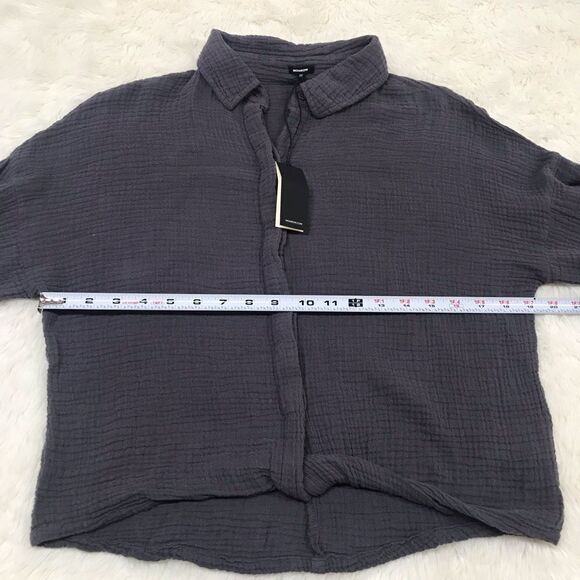 MONROW Gray Relaxed Gauze Button Down Shirt Long Sleeve Twist Front Size XS New - Picture 11 of 13
